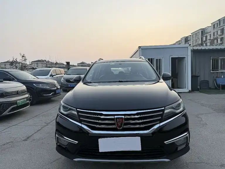 Roewe RX5 20 T 2 WD Auto Internet Smart Enjoyment