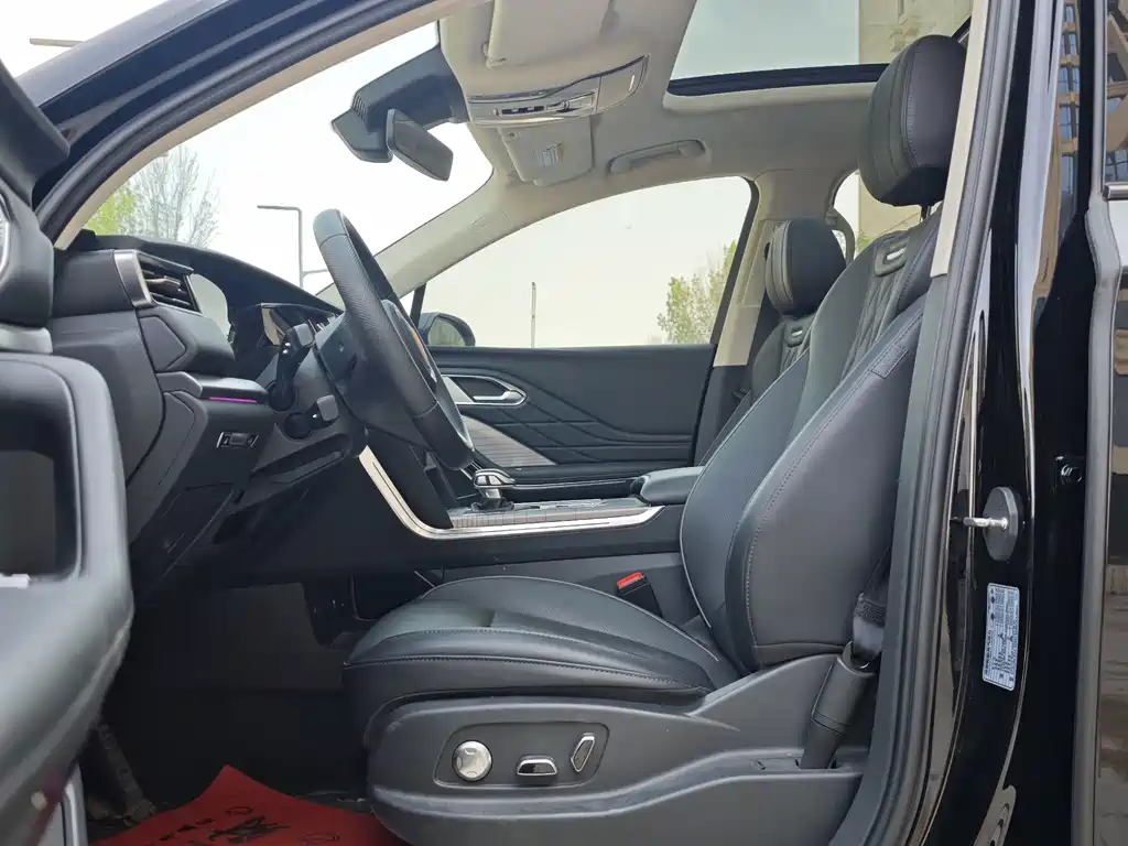 Hongqi HS7 2.0 T Auto 4 WD Flagship Enjoyment 7-seat