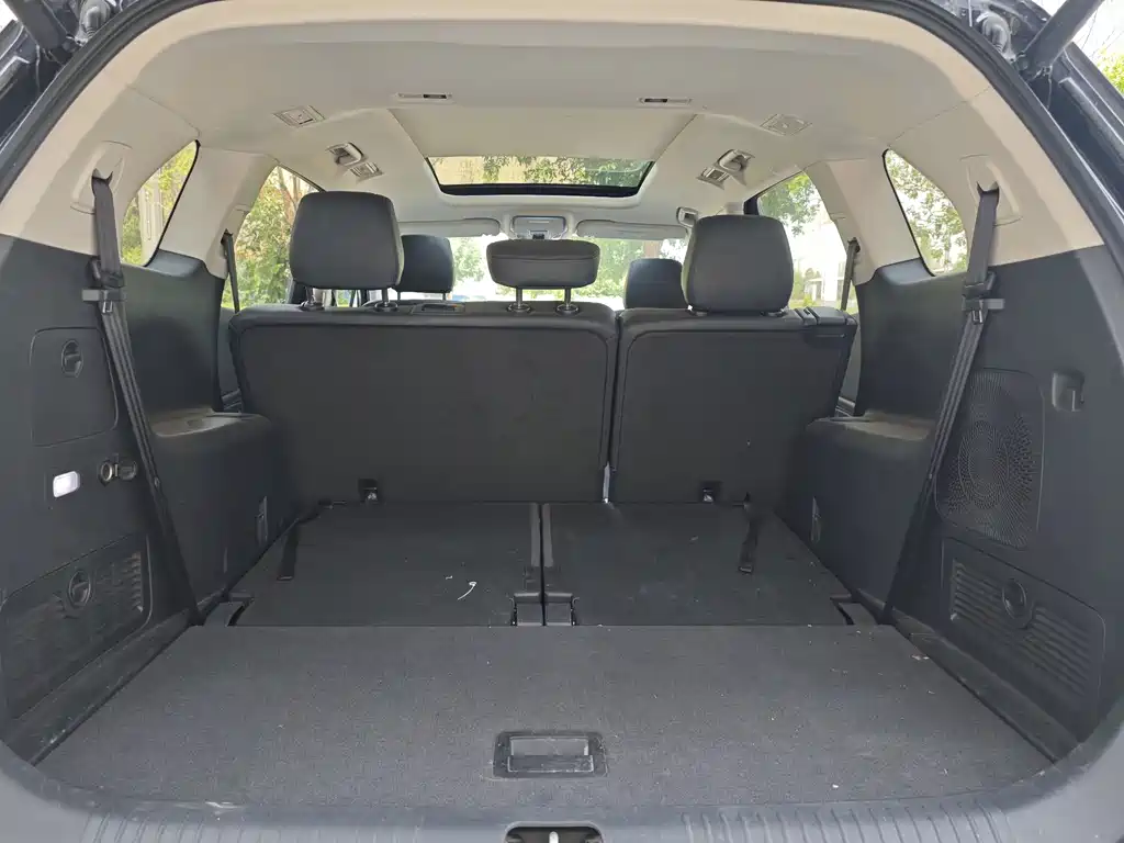 Hongqi HS7 2.0 T Auto 4 WD Flagship Enjoyment 7-seat