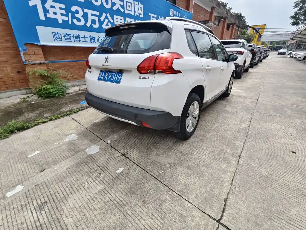 Peugeot 2008 2014 1.6 L Auto Fashion