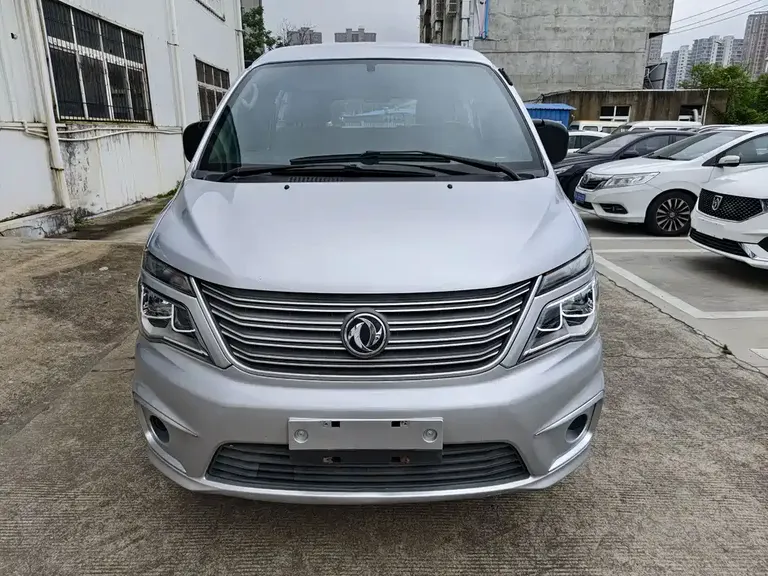 Dongfeng Lingzhi M5 1.6 L Utility