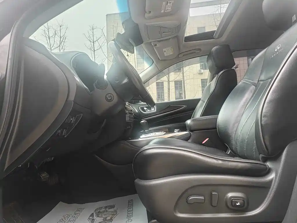 Infiniti JX JX35 4 WD All-round