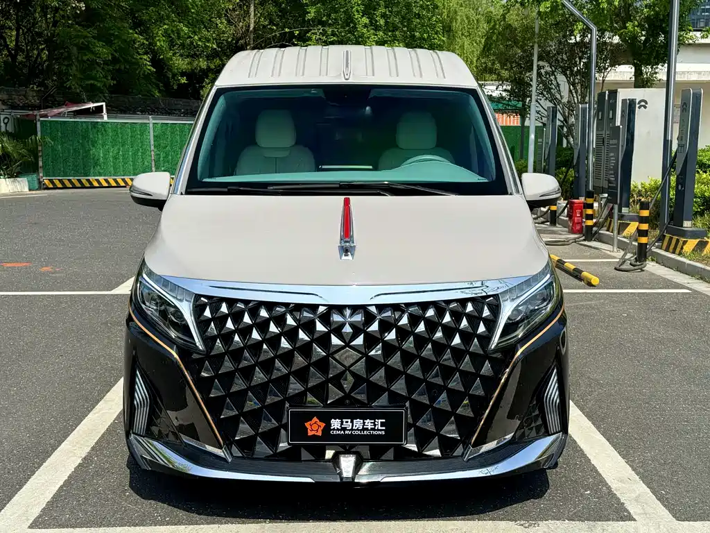 Kuti Xiangyi 克蒂翔翼 2023款 2.0 T 翔翼MH7 7座
