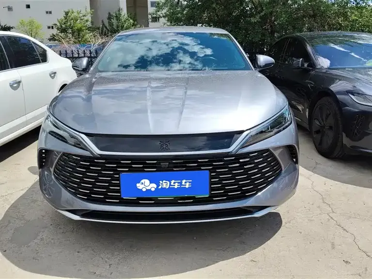 BYD Qin L DM-i 80 KM Transcend