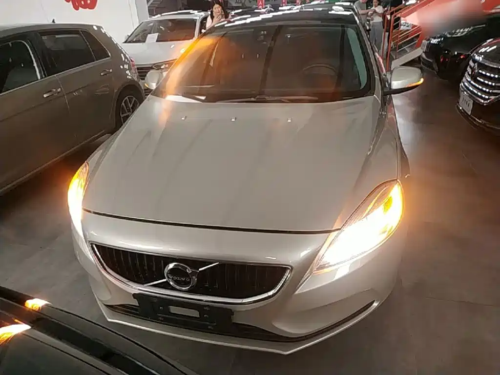 Volvo V40 T3 Smart Ease