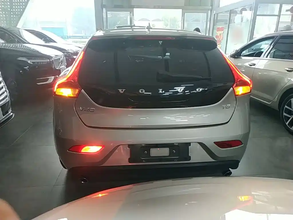 Volvo V40 T3 Smart Ease