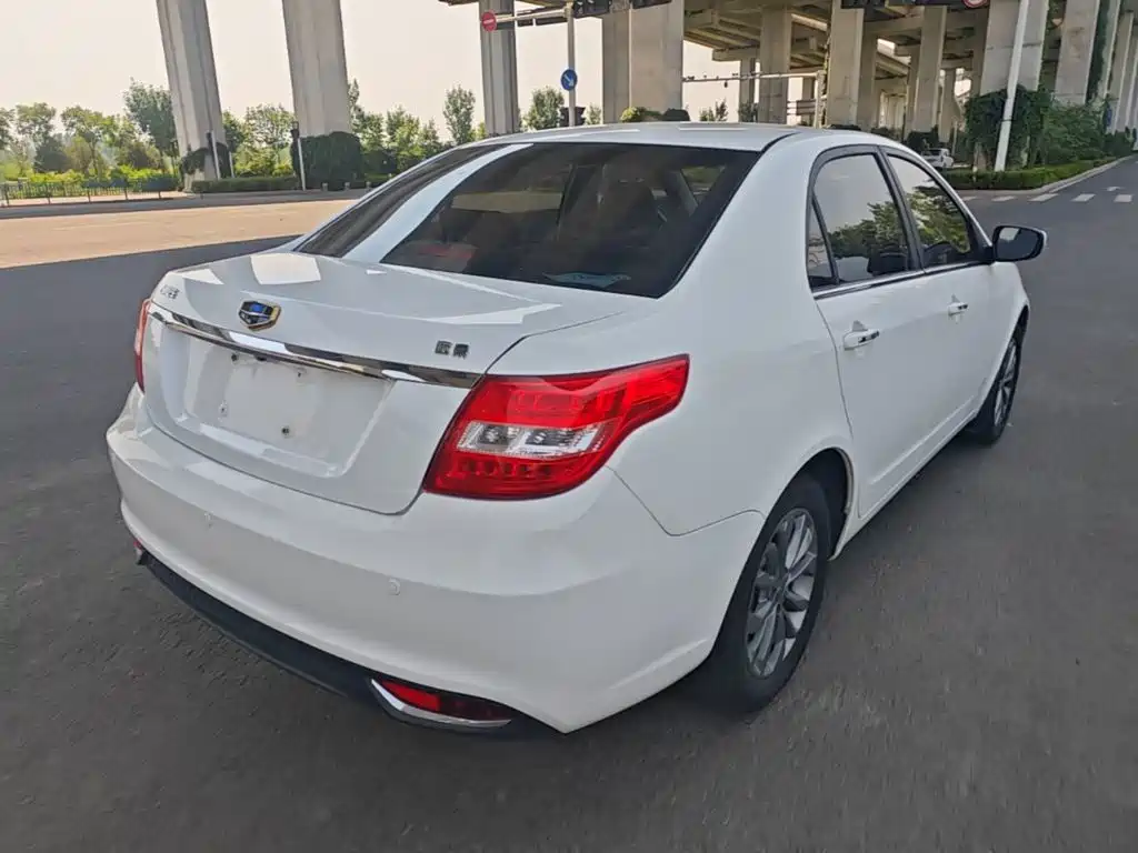 Vision 1.5 L Auto Happy