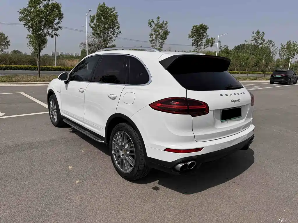 Cayenne NEV Cayenne S E-Hybrid 3.0 T