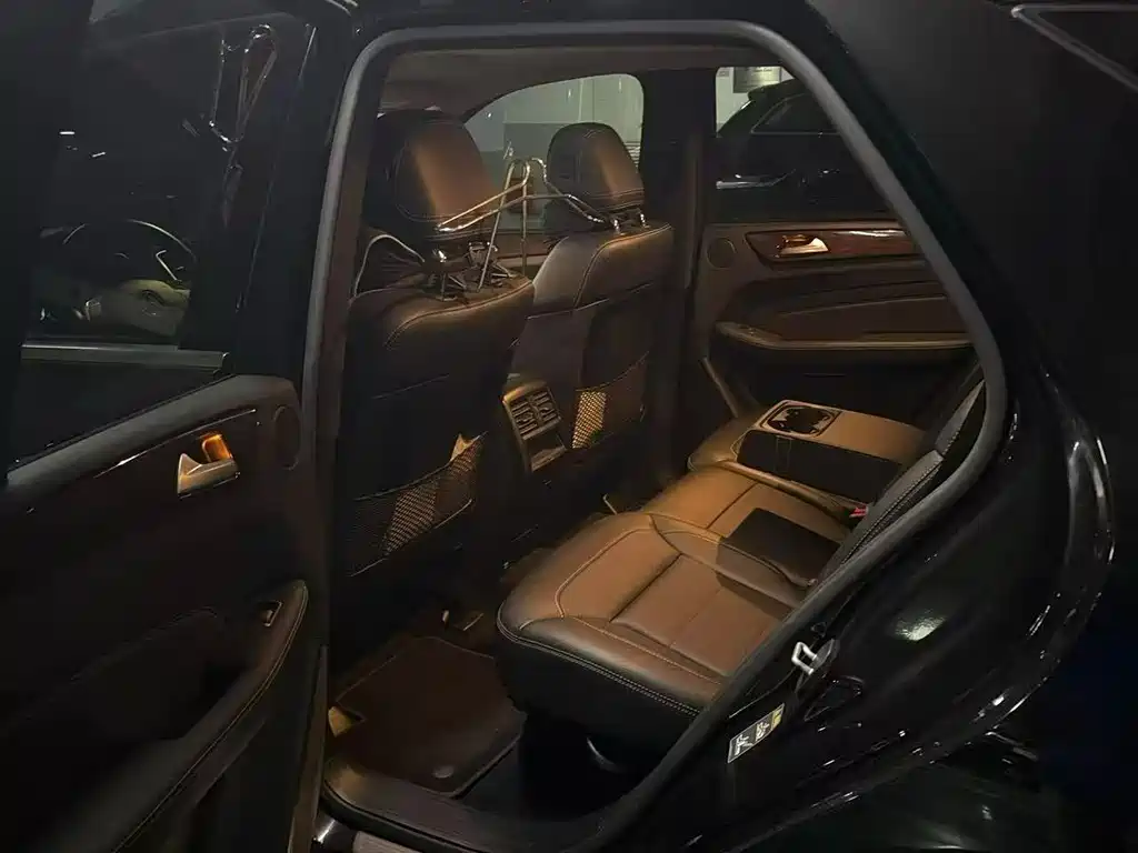 Mercedes-Benz M-Class ML 350 CDI 4 MATIC