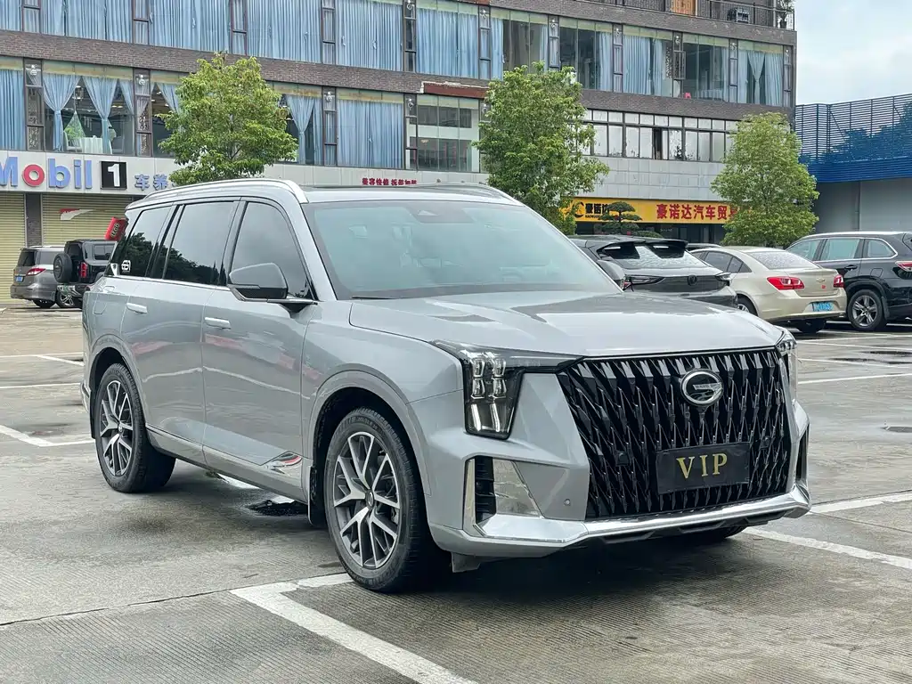 GAC Trumpchi GS8 Dual Engine Series 2.0 TM 2 WD Distinguished (7-seat)