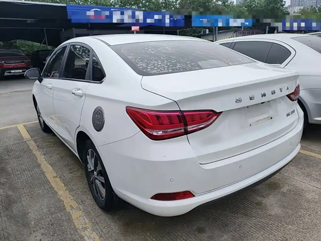 Senova D50 绅宝D50 2018款 1.5 L 手动尊贵智驾版