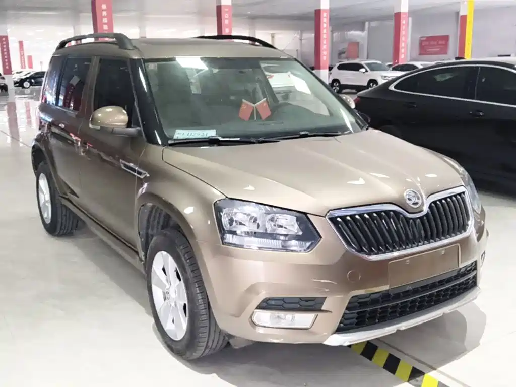 Yeti TSI280 DSG Forward