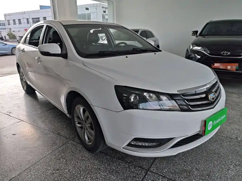 Emgrand Sedan 1.5 L CVT Upward