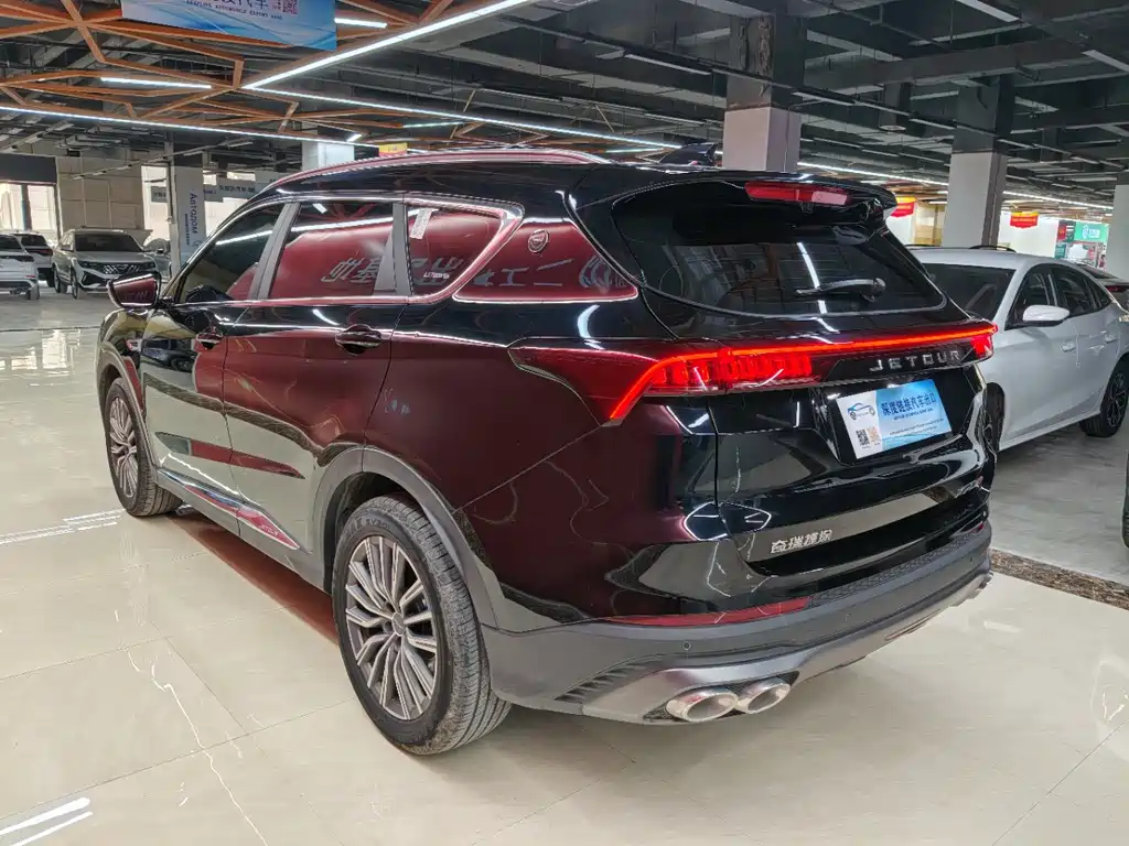 Jetour X70 PLUS Champion 1.5 T DCT Champion MAX 7-seat