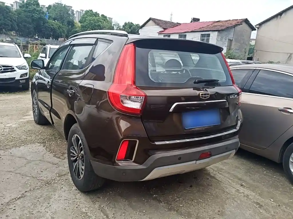 Vision X6 1.3 T CVT Luxury