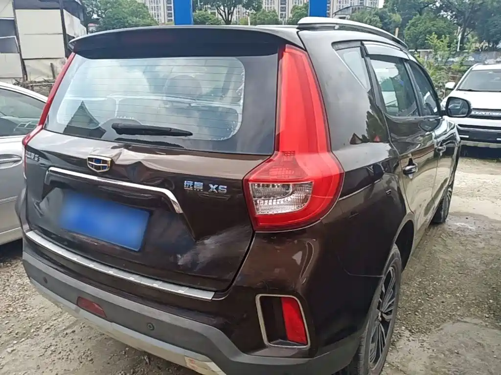Vision X6 1.3 T CVT Luxury