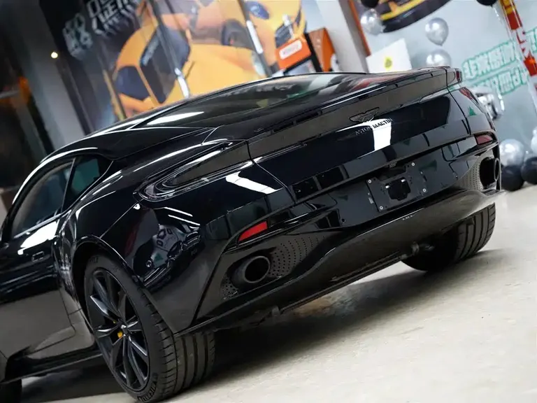 Aston Martin DB11 4.0 T V8 Coupe
