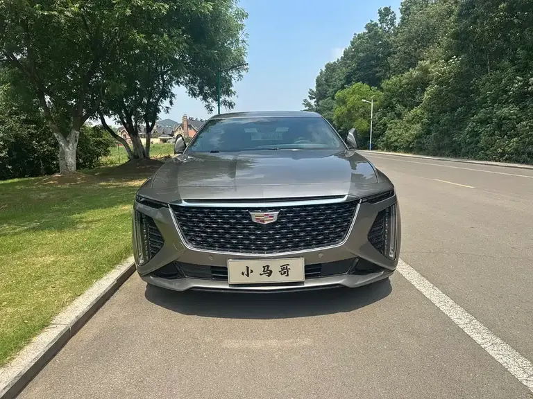 Cadillac CT6 28 T Distinguished