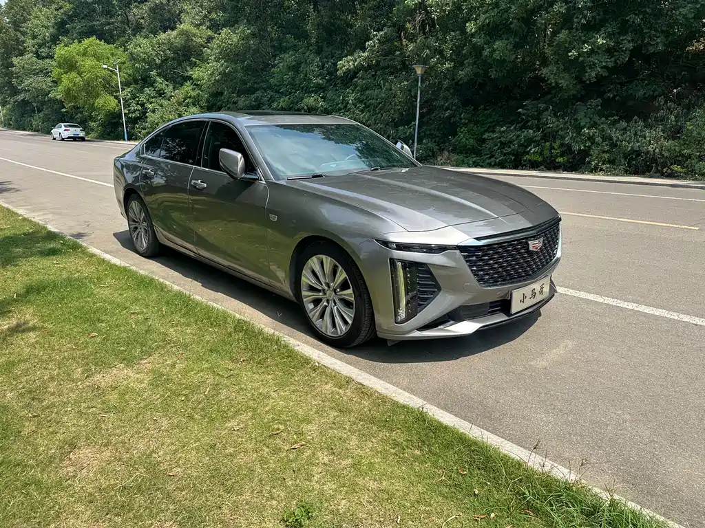 Cadillac CT6 28 T Distinguished