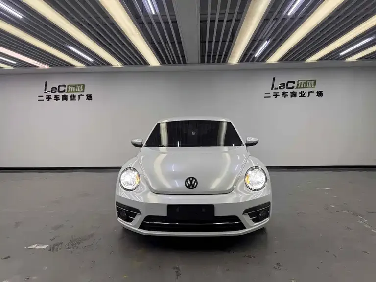 Volkswagen Beetle 180 TSI Comfort Joy