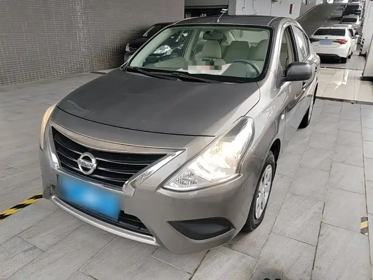 Nissan Sunny 1.5 XE CVT Comfort