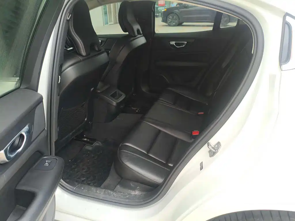 Volvo S60 B4 Smart Ease Luxury