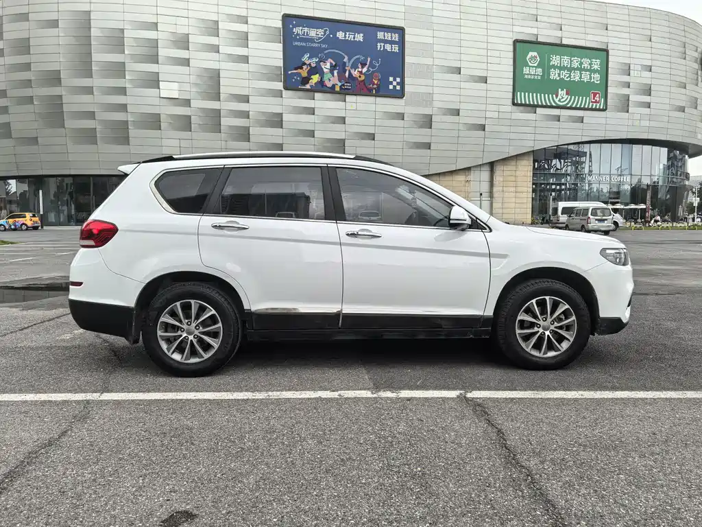 Haval H6 Blue Label Sport 1.5 T Auto 2 WD Distinguished