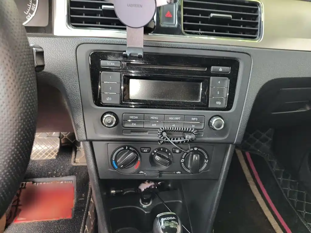 Rapid Spaceback 昕动 2014款 1.6 L 自动悦享版