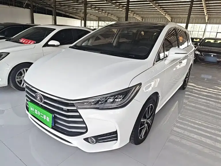 BYD Song MAX 1.5 T Auto Connected Elite 7-seat