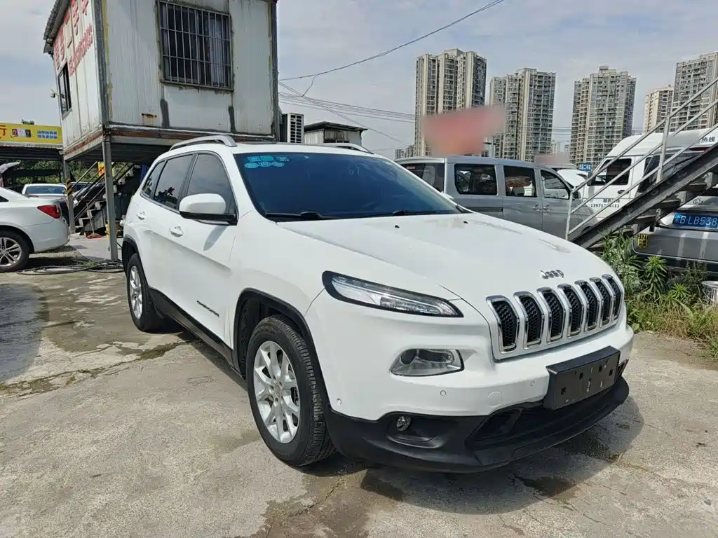 Cherokee 2.0 L Intelligent