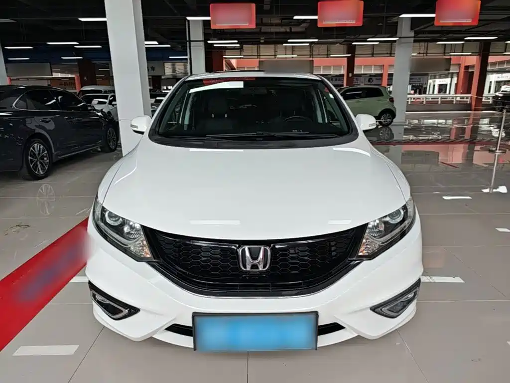 Jade 1.8 L Auto Comfort Elite 5-seat