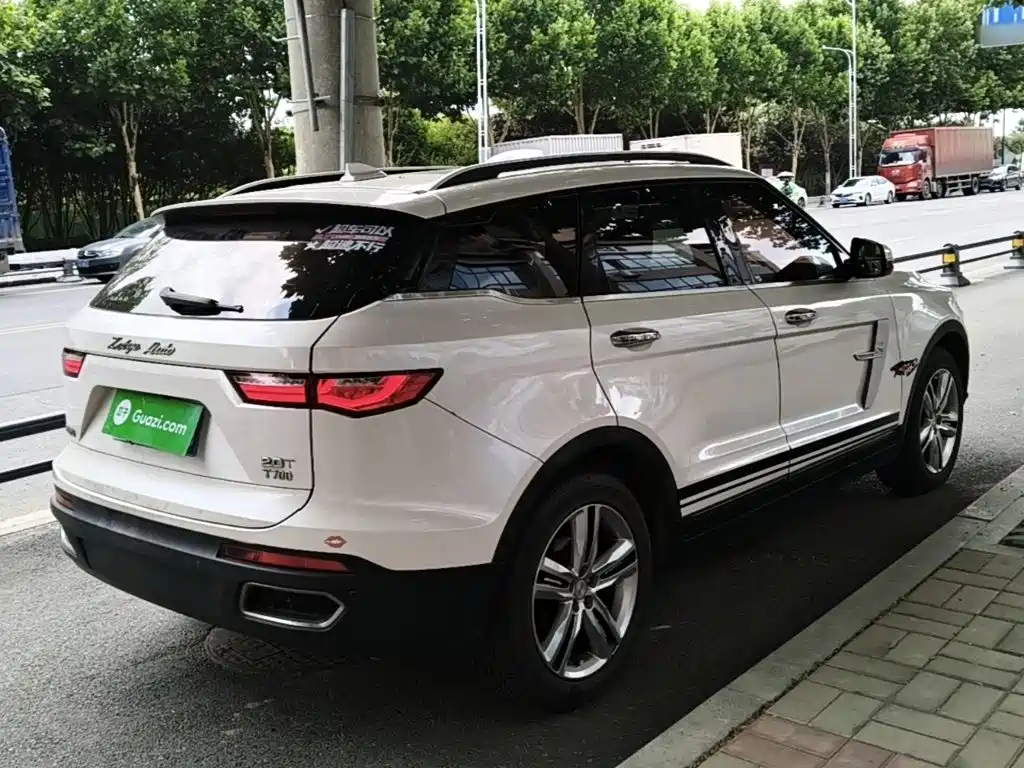 Zotye T700 1.8 T DCT Distinguished