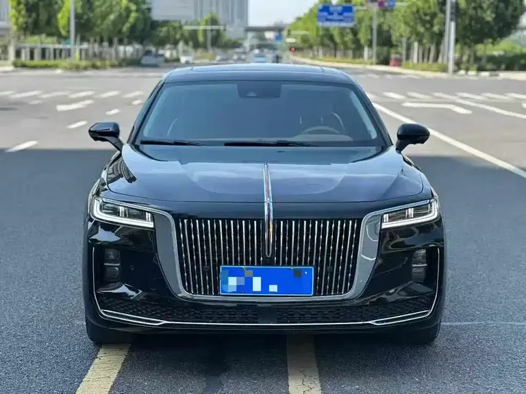 Hongqi H9 2.0 T Connected Flagship