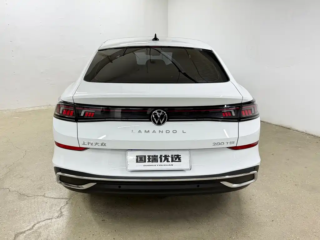 Lamando Lamando L 280 TSI DSG Dazzle Hot