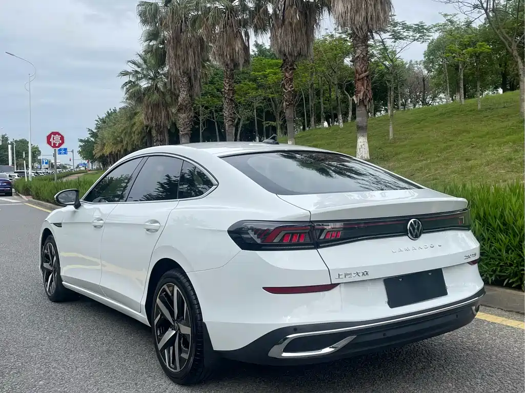 Lamando Lamando L 280 TSI DSG Spicy Cool