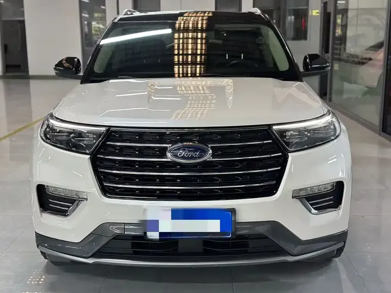 Ford Explorer EcoBoost 285 RWD Style 6-seat