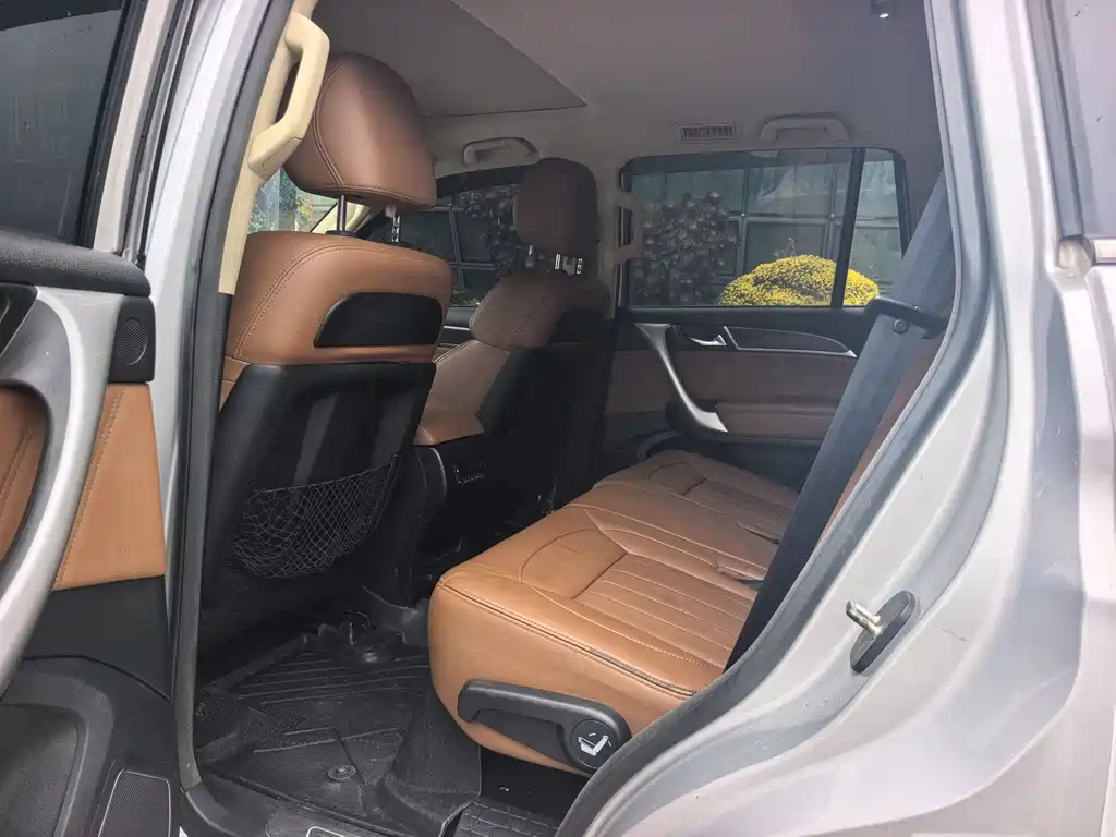 Haval H9 2.0 T 4 WD Luxury 7-seat