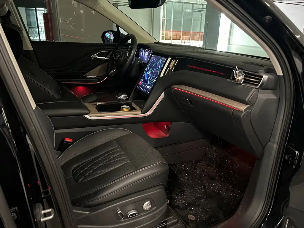 Hongqi HS7 2.0 T Auto 4 WD Flagship Smooth 6-seat