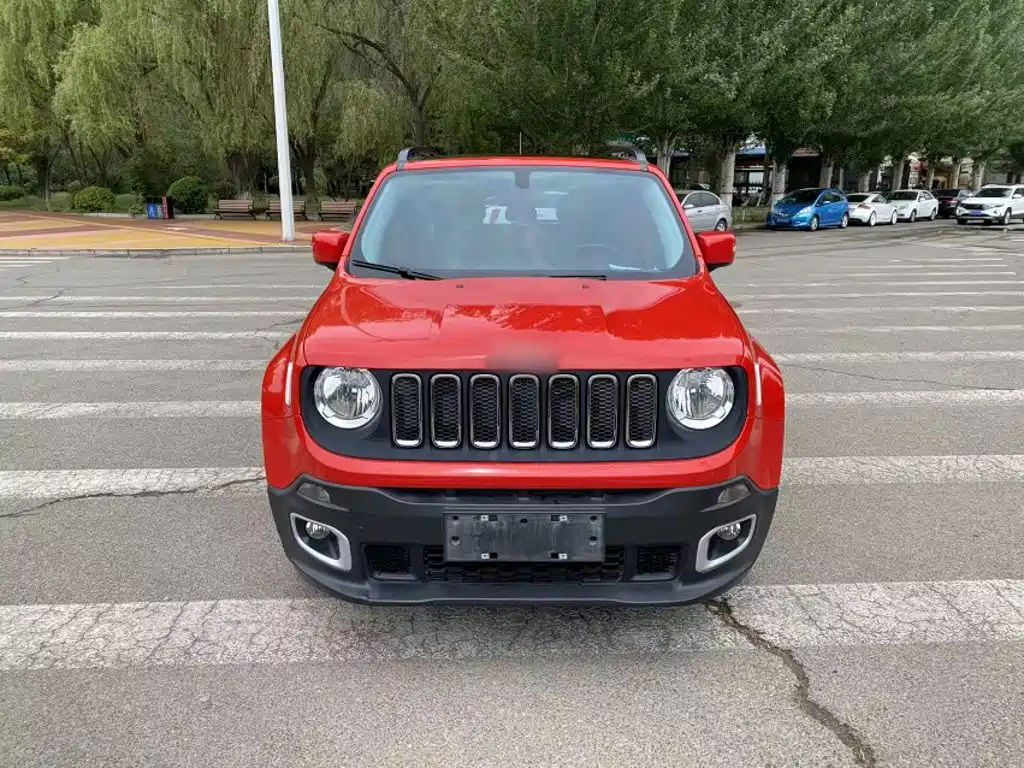 Renegade Connected Large Screen 180 T Auto High Energy