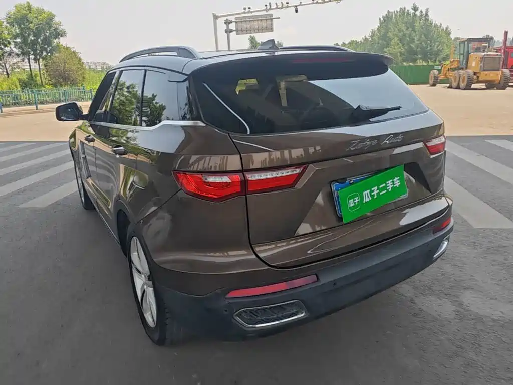 Zotye T700 2.0 T Auto Distinguished