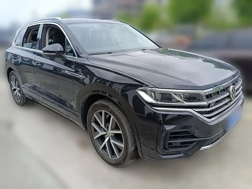 Touareg 3.0 TSI Sharp Edge CN-V