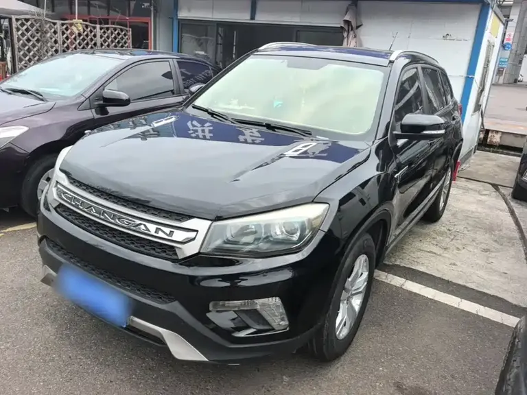 Changan CS75 2.0 L Manual Leading CN-IV