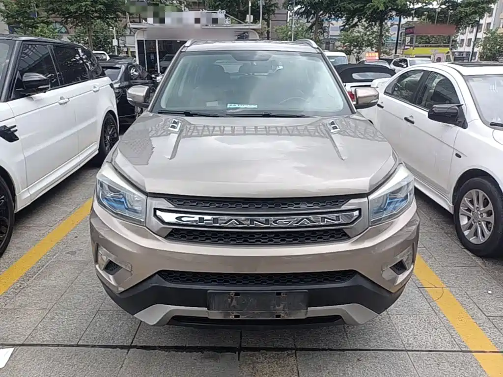 Changan CS75 2.0 L Manual Leading CN-V