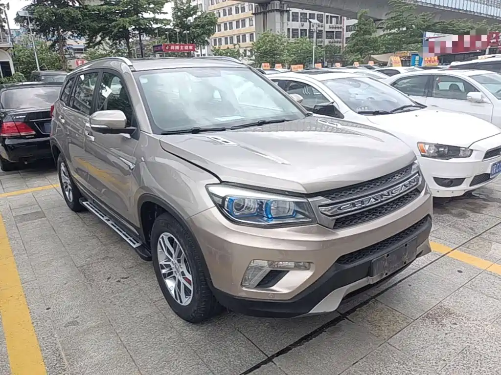 Changan CS75 2.0 L Manual Leading CN-V