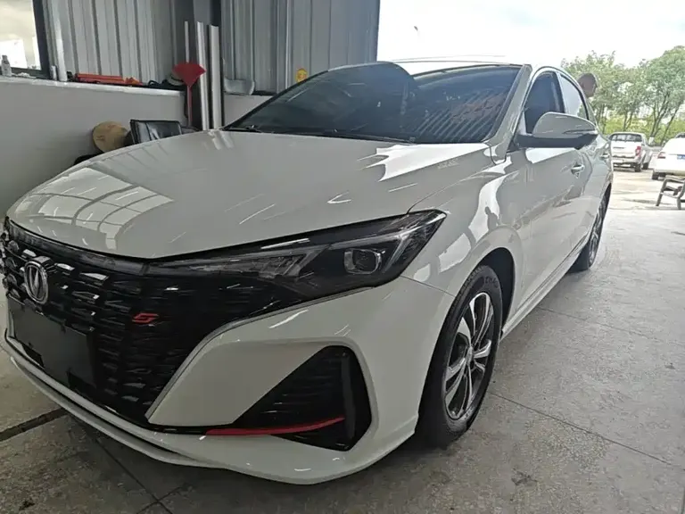 Changan Eado PLUS Blue Whale NE 1.4 T GDI DCT High Energy