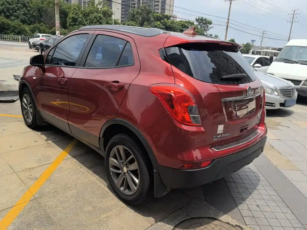 Encore 18 T Auto 2 WD Urban Leading