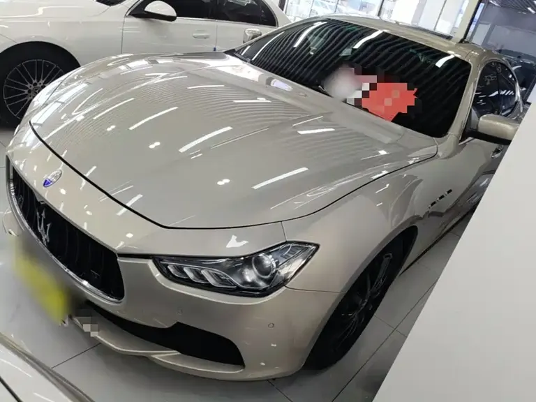 Maserati Ghibli 3.0 T Standard