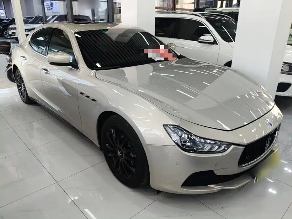 Ghibli 3.0 T Standard
