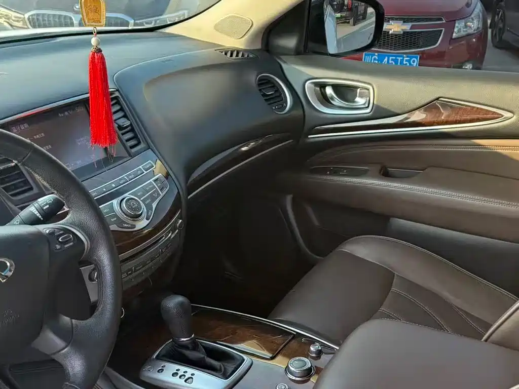 Infiniti JX JX35 2 WD Outstanding