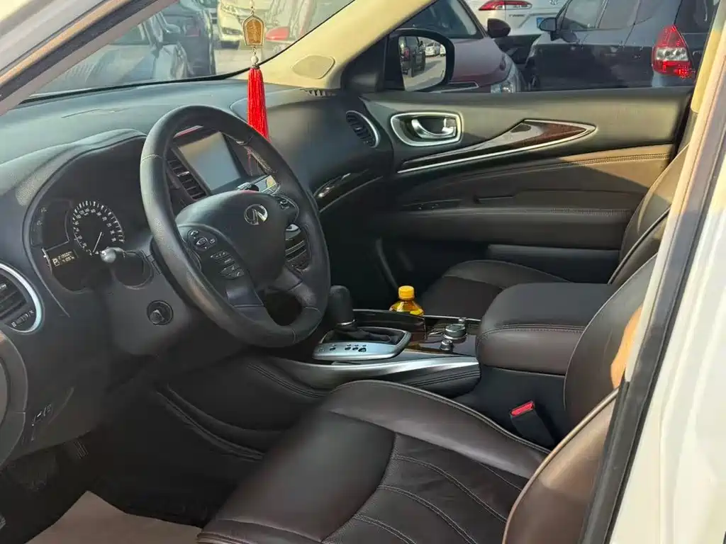 Infiniti JX JX35 2 WD Outstanding